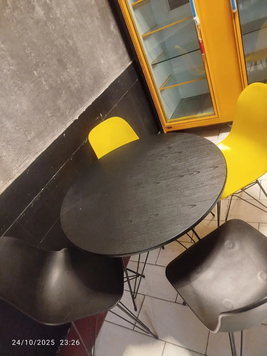 میزصندلی|میز و صندلی غذاخوری|بروجرد, |دیوار