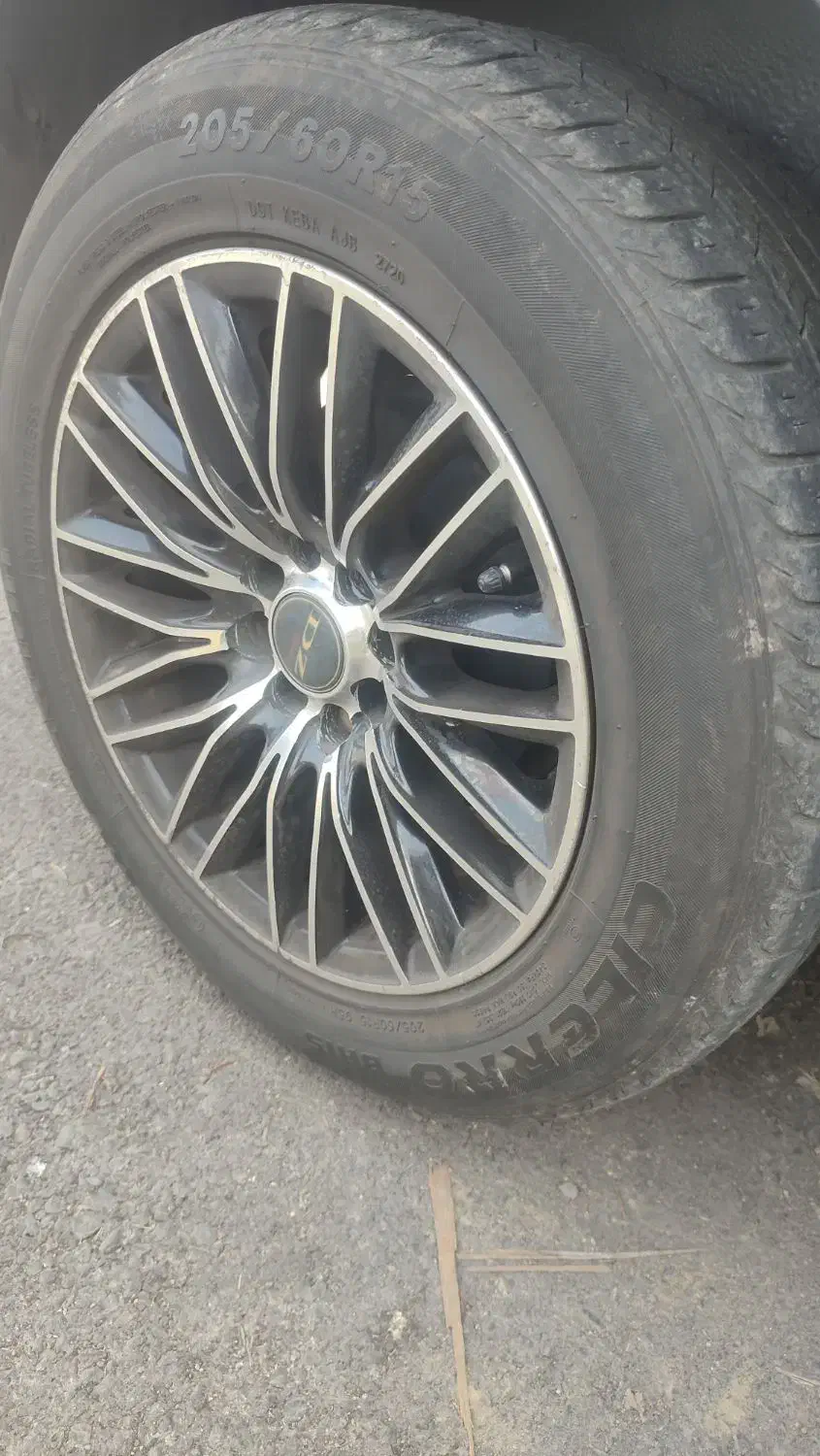 رینگ لاستیک پژو درحد صفر|قطعات یدکی و لوازم جانبی|رشت, پسیخان|دیوار