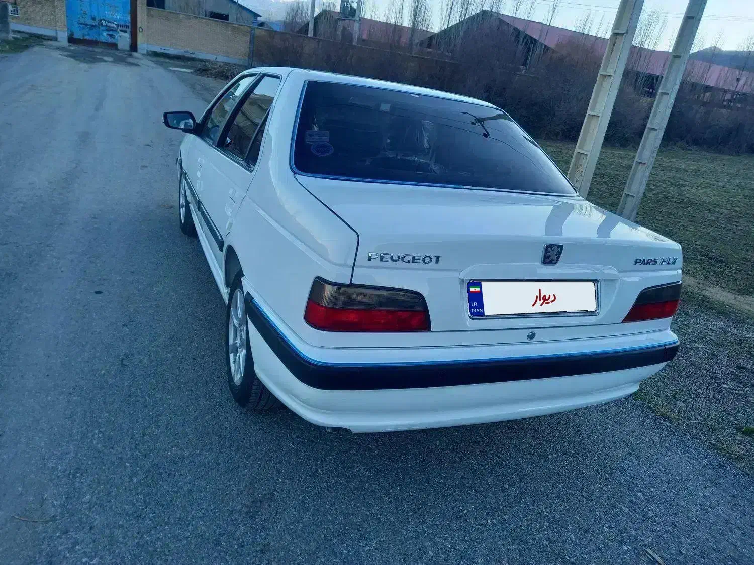 پارس ۴۰۲|خودرو سواری و وانت|مریوان, |دیوار