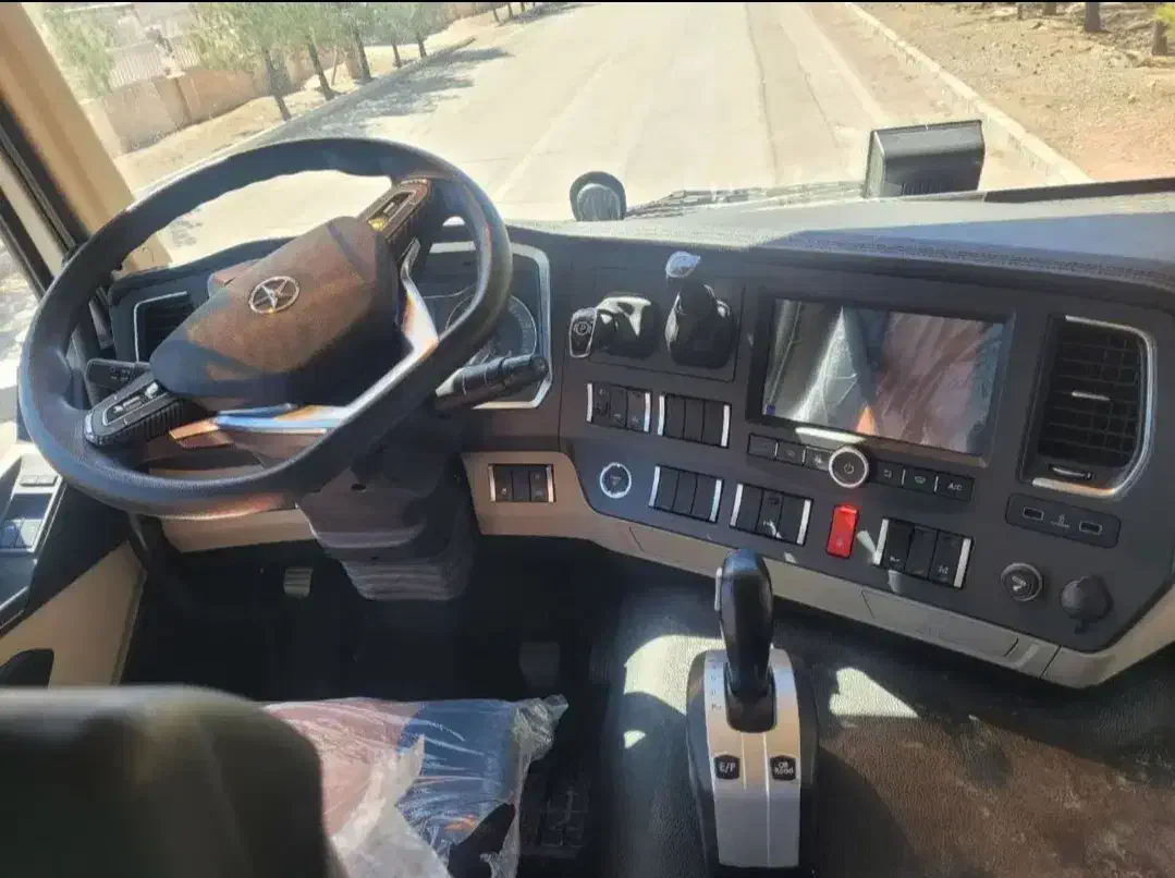 کشنده دایون 430 دودانگ و یا سه دانگ بفرش میرسد|خودرو سنگین|همدان, |دیوار