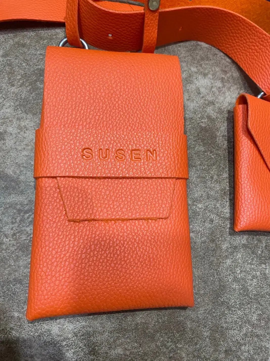 کیف کمری نو نارنجی|کیف، کفش، کمربند|رشت, دیلمان|دیوار