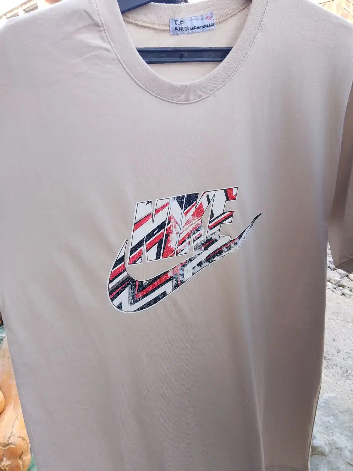 لباس مردانه زنانه بچه گانه|لباس|شیروان (خراسان), |دیوار