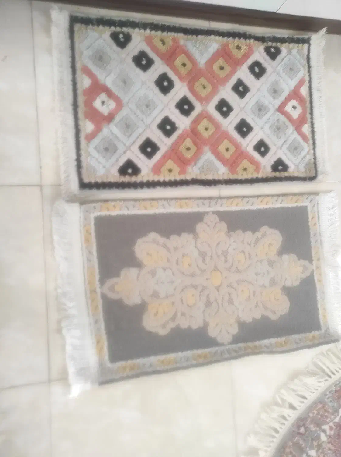 پادری و فرش گرد|پادری|اصفهان, بوزان|دیوار