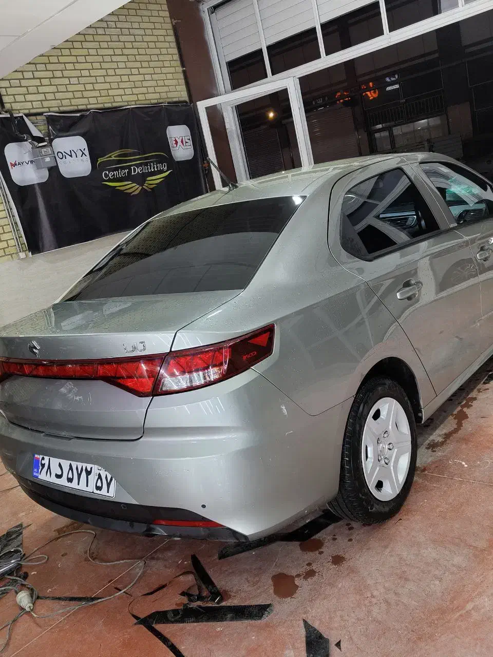 شیشه دودی و کاور سقف ضمانتی|خدمات موتور و ماشین|اراک, |دیوار