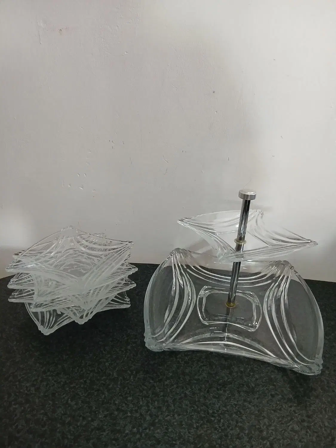 جاه میوه ایی و هم جا شیرینی با پیش دستی ۱۵۰|ظروف سرو و پذیرایی|ایذه, |دیوار