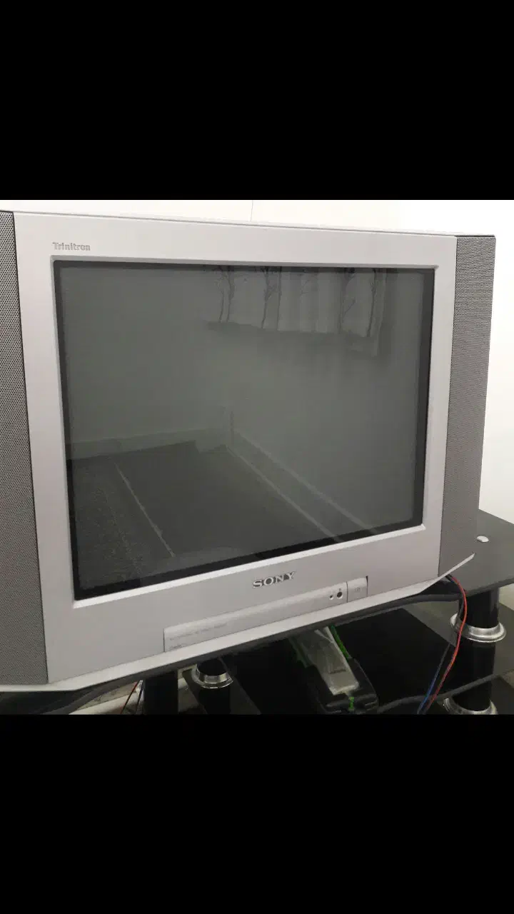 تلویزیون۲۱ اینچ سونی اصل ژاپن|تلویزیون و پروژکتور|ساوه, |دیوار