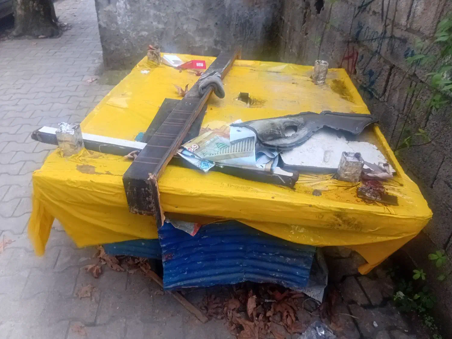 فروش یک دست گاری بارفروشی بدون هیچ گونه خرجی سالم|عمده‌فروشی|فومن, |دیوار