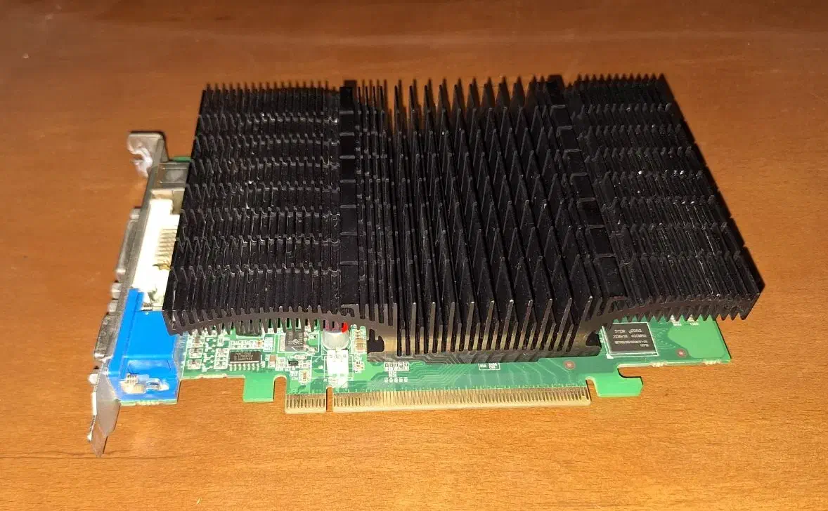 کارت گرافیک ddr2|قطعات و لوازم جانبی رایانه|شیراز, شهرک گلستان|دیوار