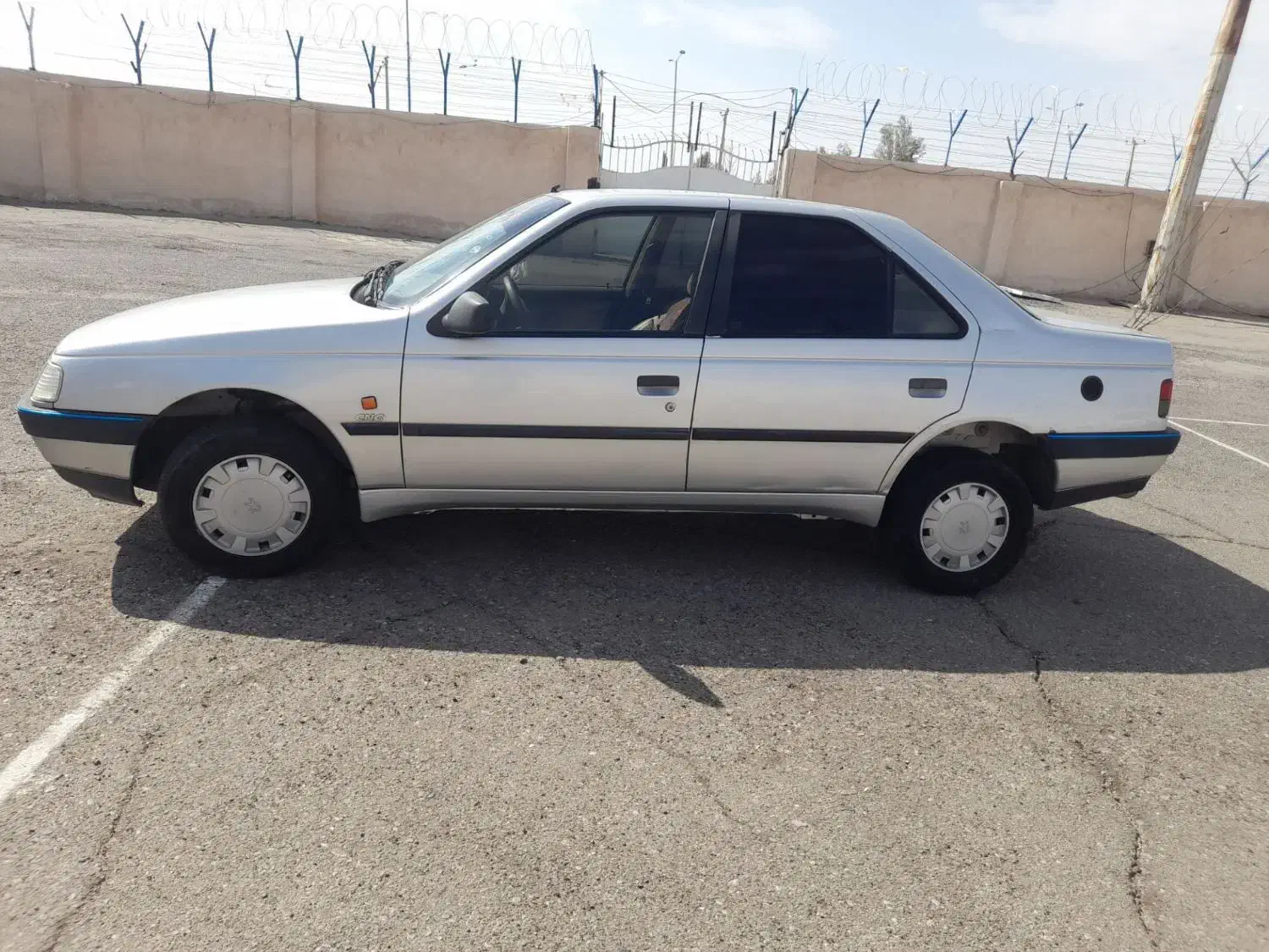 پژو۹۸دوگانه|خودرو سواری و وانت|بم, |دیوار