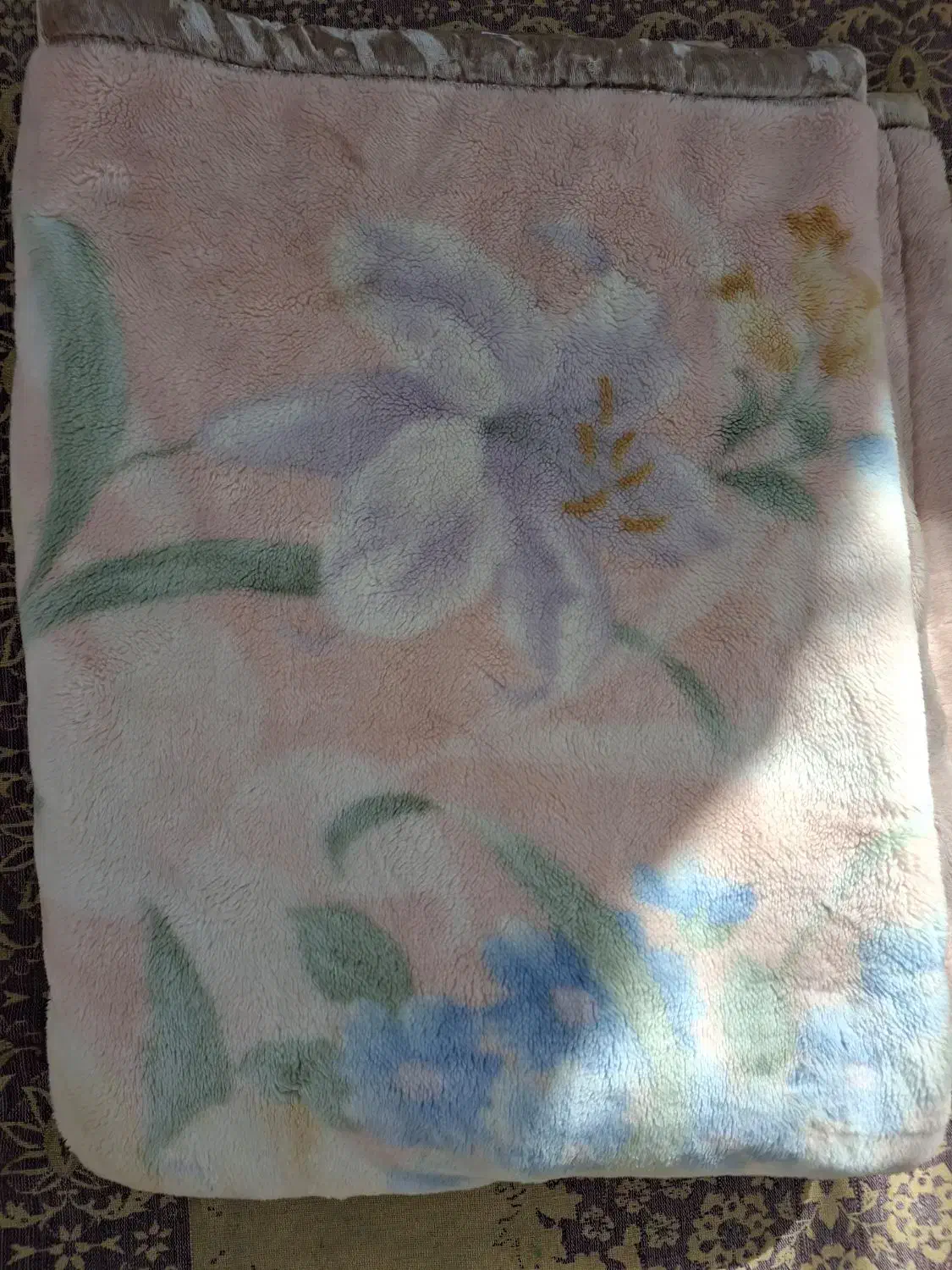 پتو ژاپنی استوک (در حد نو )|رختخواب، بالش، پتو|برازجان, |دیوار