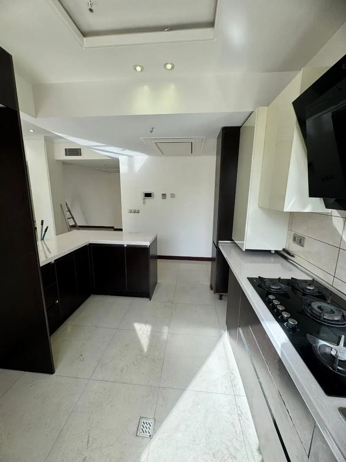 ۱۵۵متری/۳خواب/غرق‌نور/خوش‌نقشه/هروی