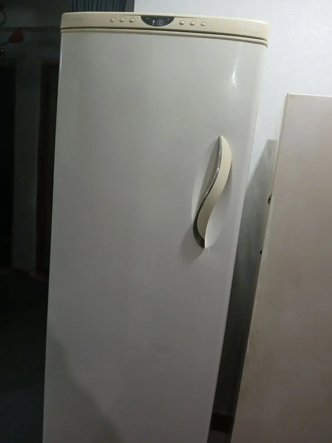 فریزر|یخچال و فریزر|آستانه اشرفیه, |دیوار