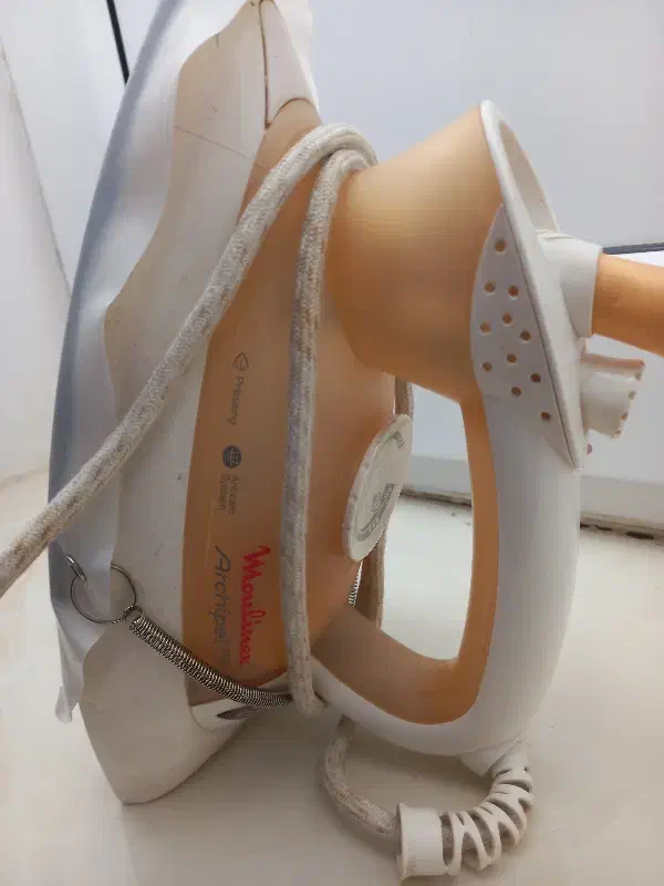 اتوی بخار مارک مولنیسک فرانسه|اتو و لوازم اتو|دهگلان, |دیوار