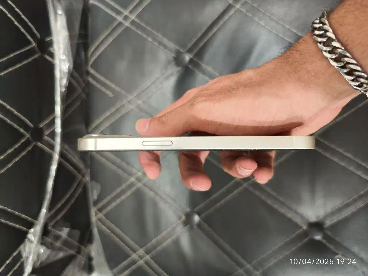 اپل iPhone 13 با حافظهٔ ۱۲۸ گیگابایت|موبایل|زاهدان, |دیوار