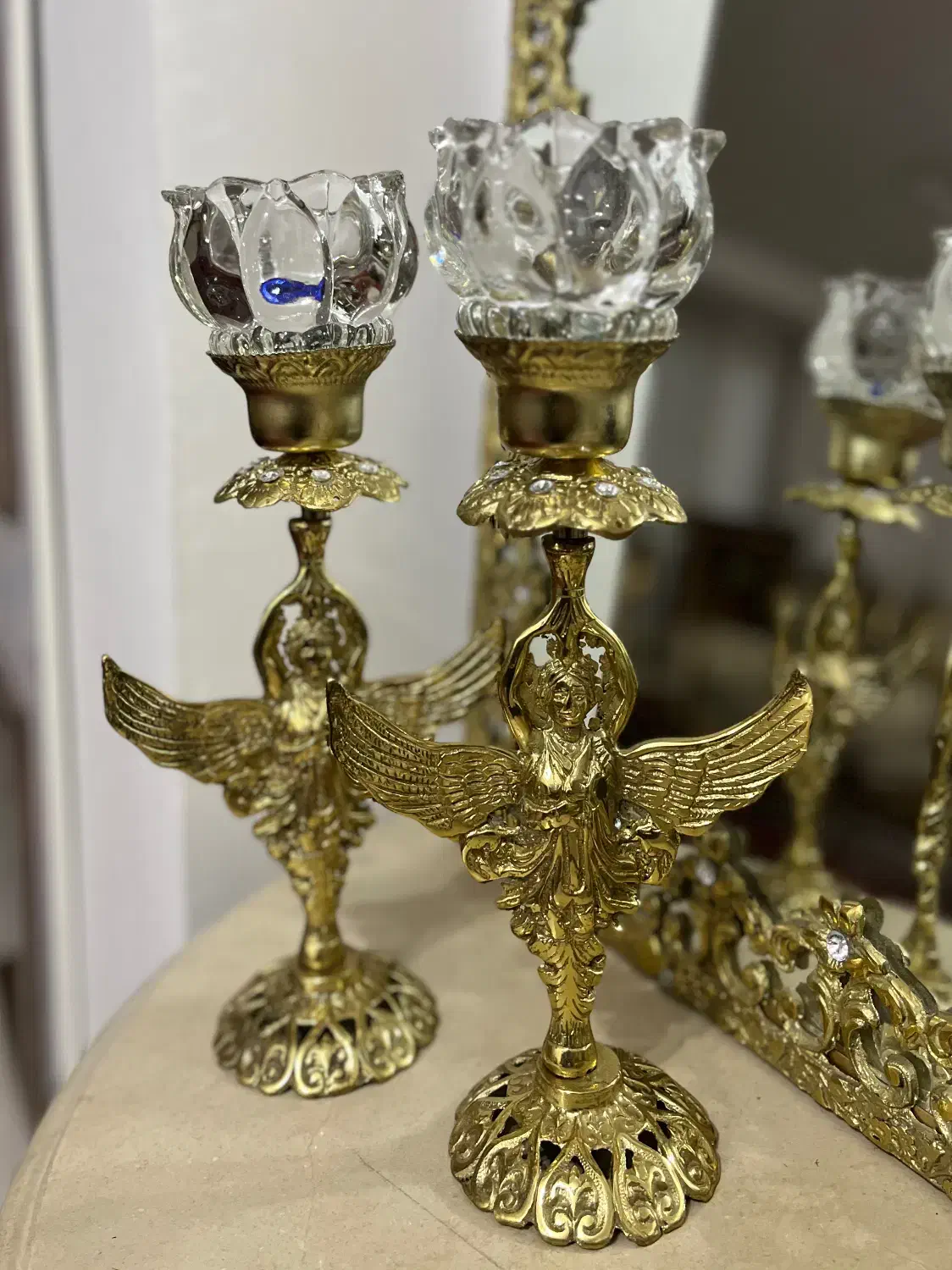 شمعدان برنز طرح فرشته|صنایع دستی و سایر لوازم تزئینی|بوکان, |دیوار