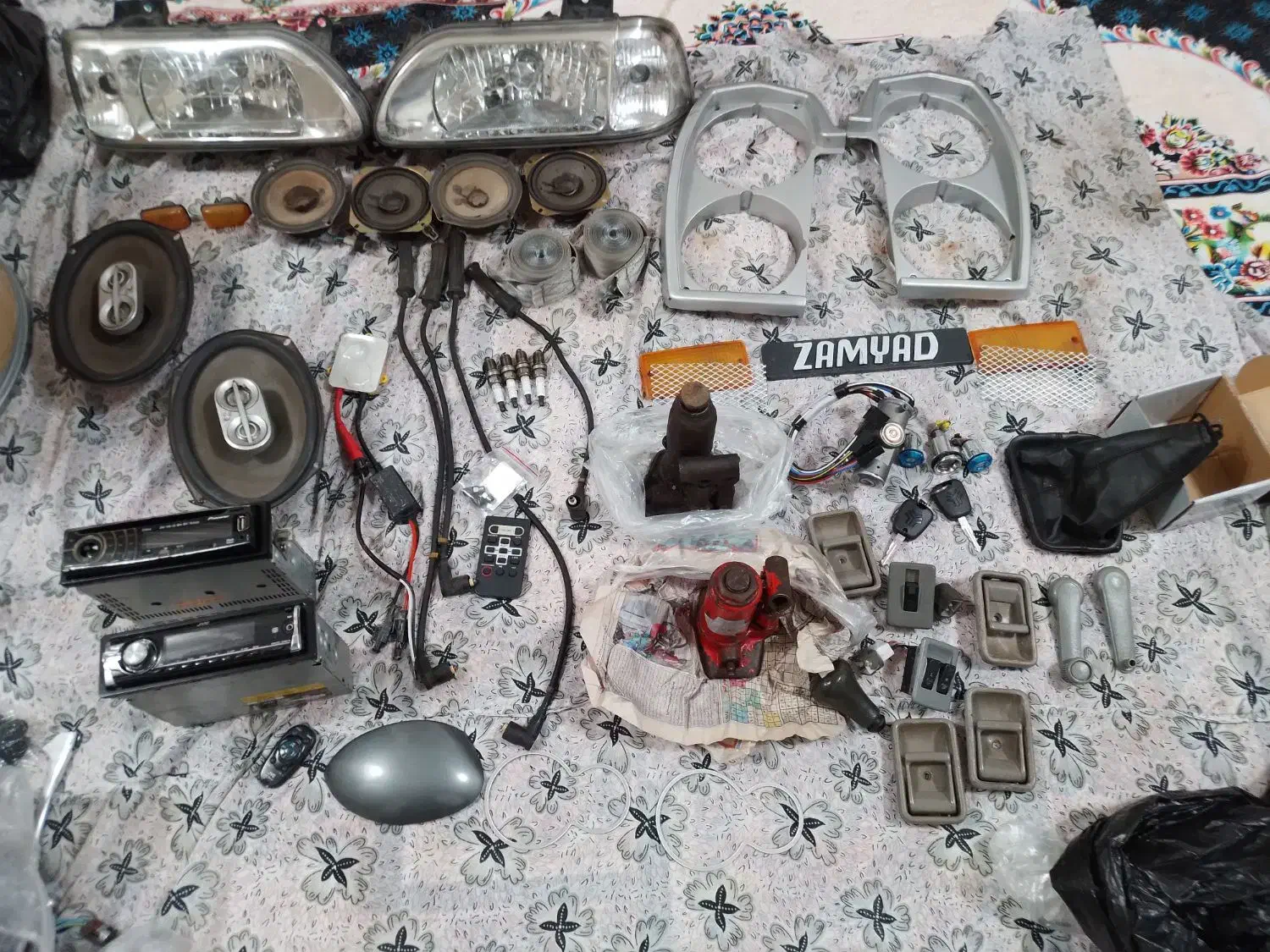 سپر پراید و آینه نیسان و روکش صندلی پراید و ...|قطعات یدکی و لوازم جانبی|رشت, پل تالشان|دیوار