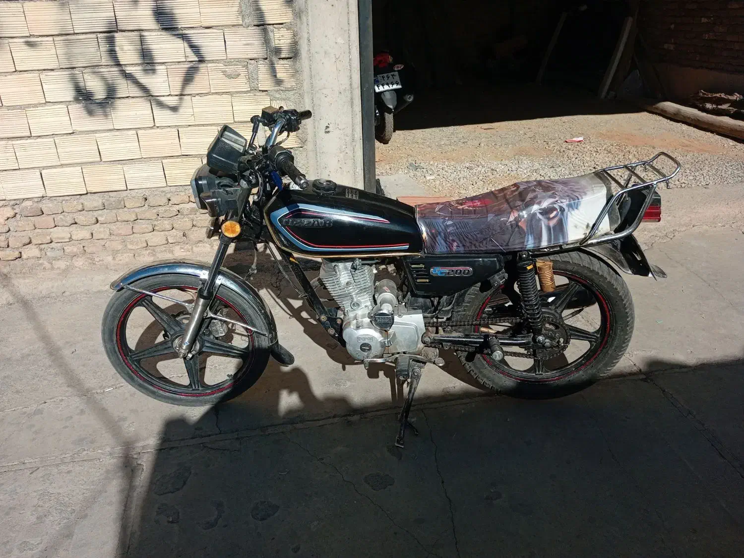 پرواز 200مدل95سند سفید کاربراتور|موتورسیکلت|بانه, |دیوار