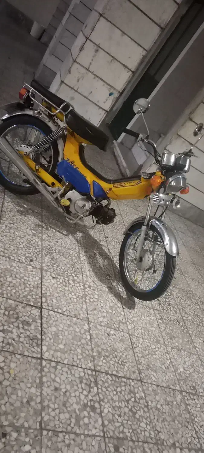 هوندا 70 عروسک|موتورسیکلت|کرج, شهرک شهرداری|دیوار