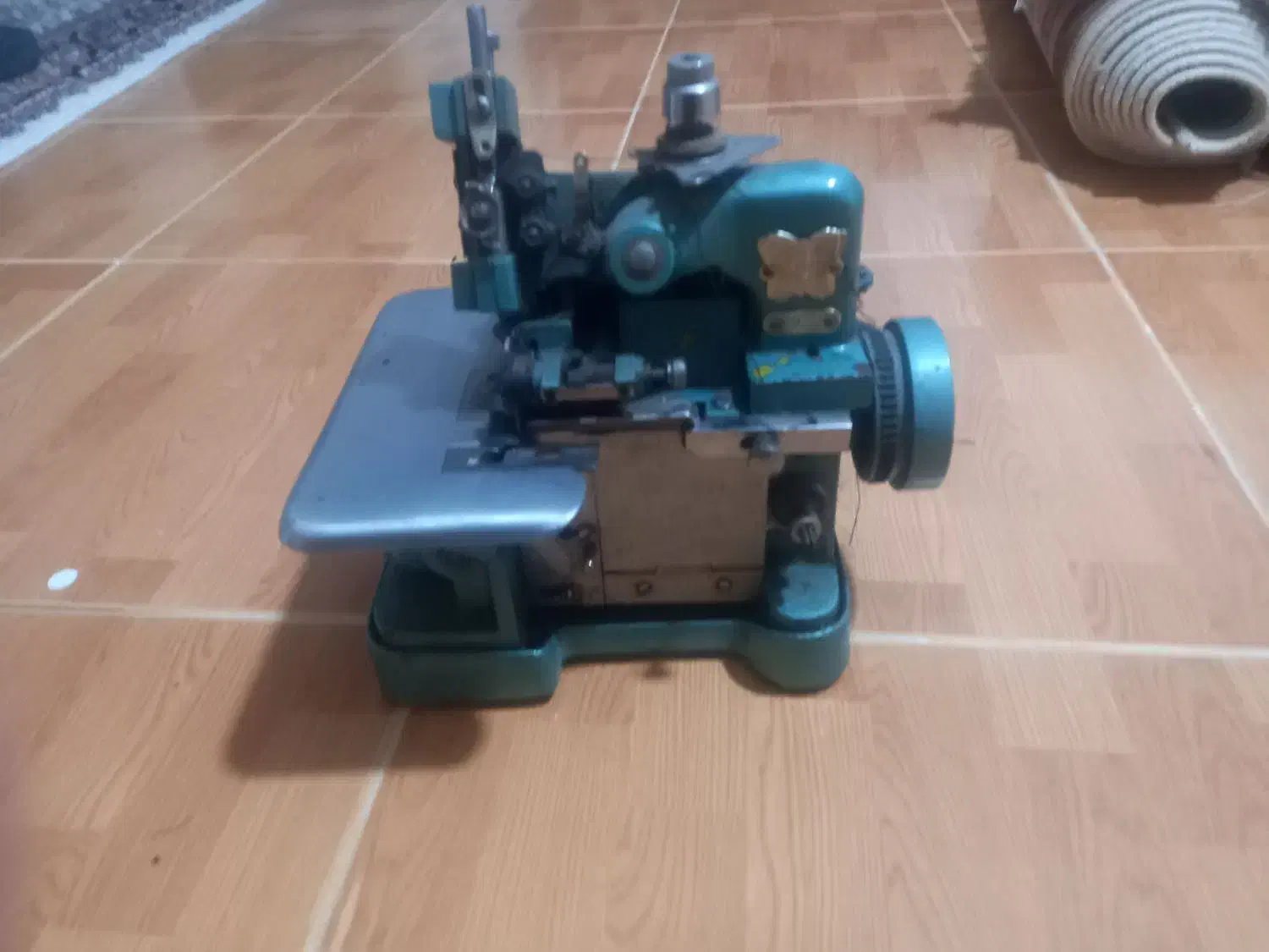 چرخ خیاطی و سر دوزی|چرخ خیاطی و ریسندگی|کرمانشاه, |دیوار