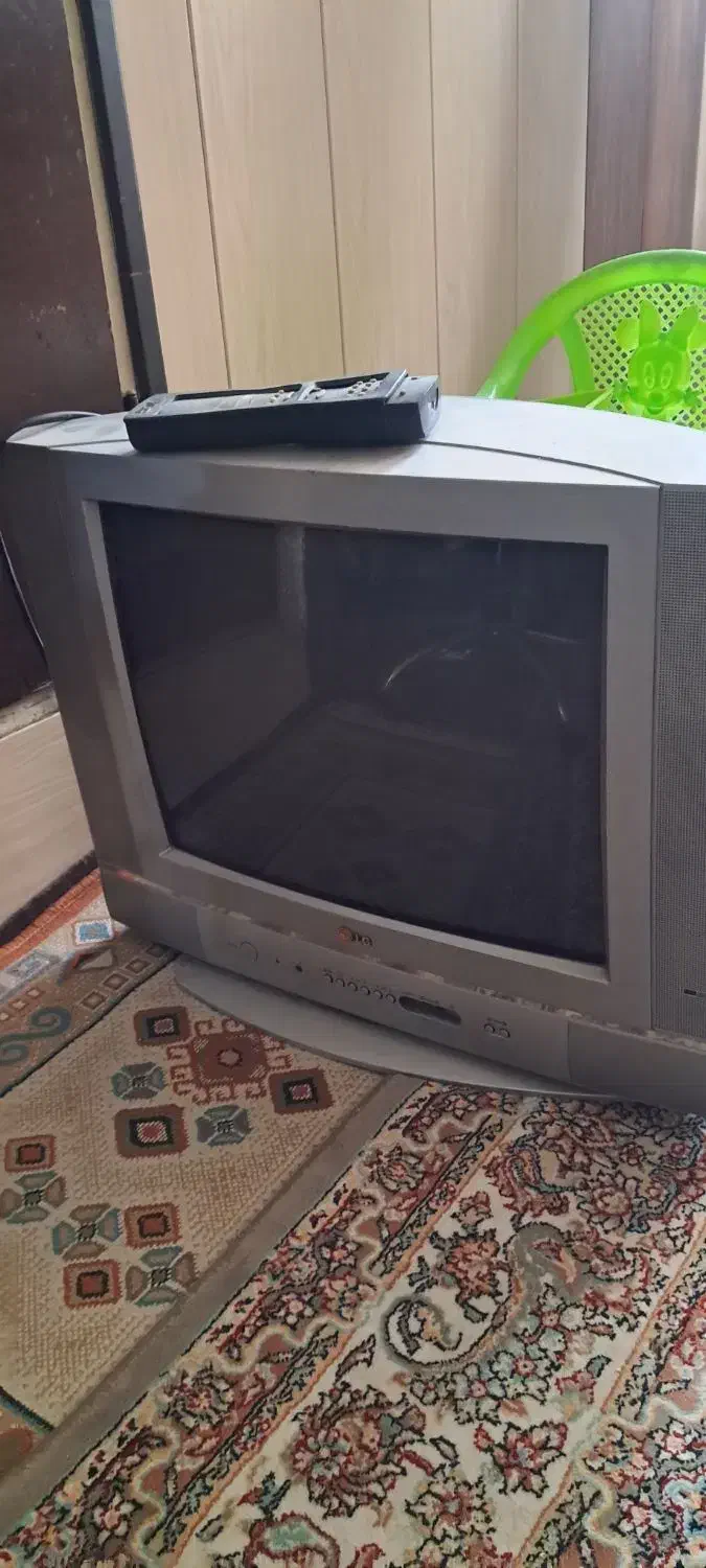 تلوزیون ۲۱ اینچ ال جی|تلویزیون و پروژکتور|قم, فرهنگیان و شهربانی|دیوار