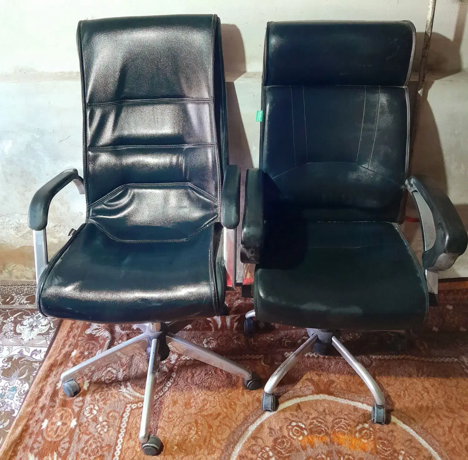 صندلی اداری کاملا نو وسالم|مبلمان اداری|نکا, |دیوار