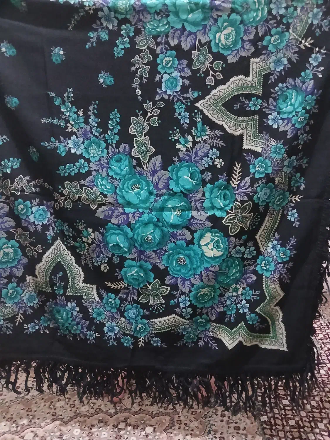 چارقدگل بهار نو|لباس|بندر ترکمن, |دیوار