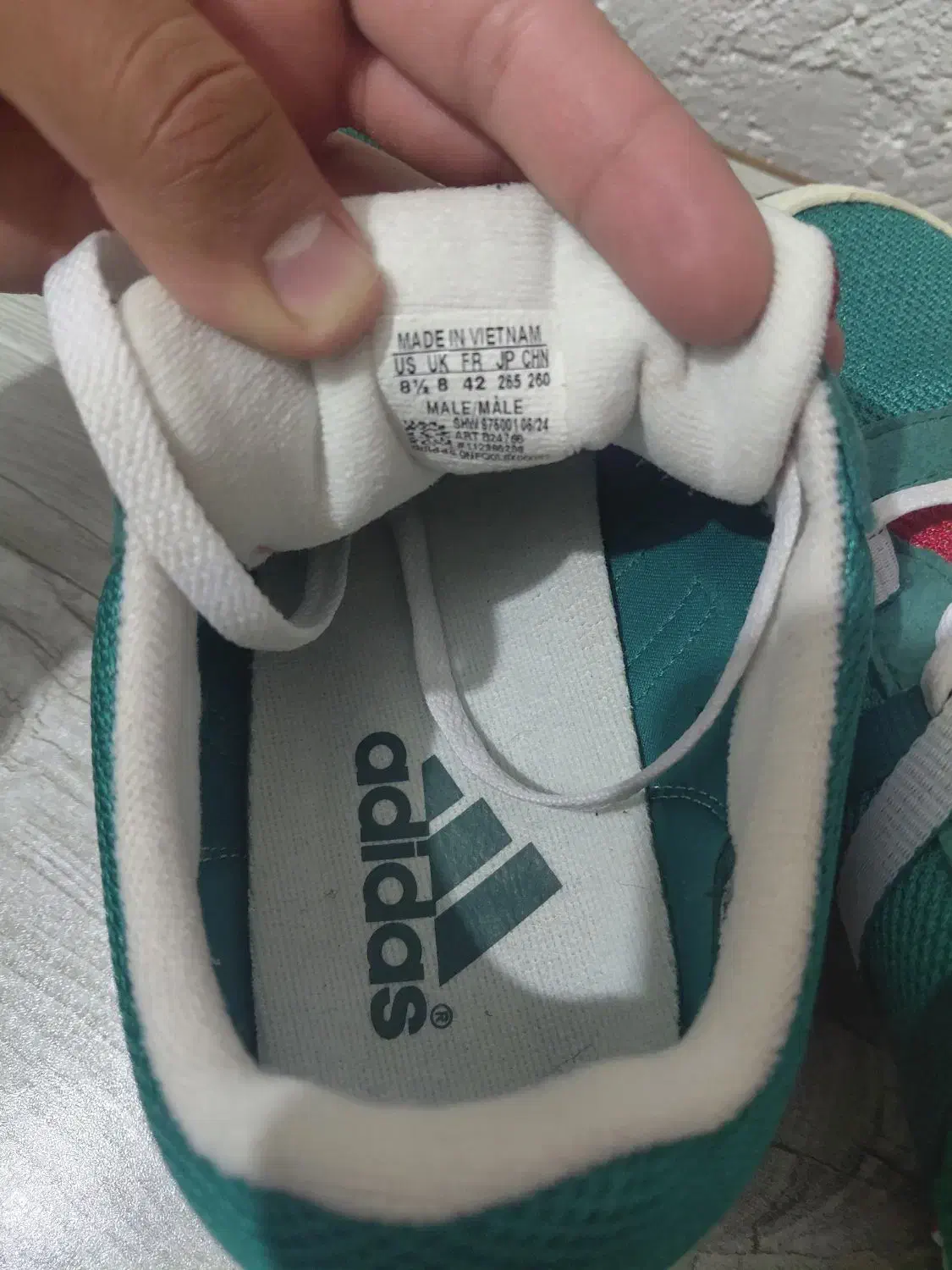 کفش آدیداس مدل تاکسی سایز 42|کیف، کفش، کمربند|کرمانشاه, |دیوار