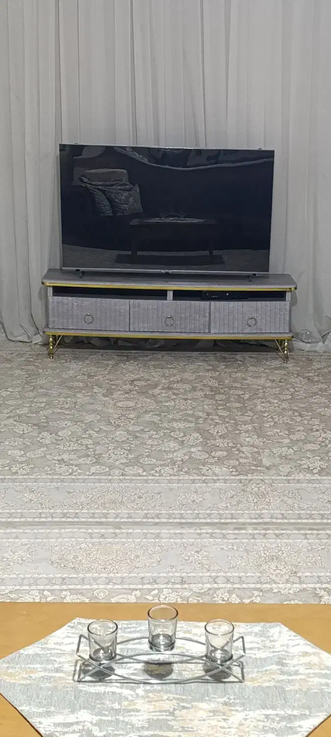 فروش میز تی وی وآیینه و کنسول در حد نو|میز تلویزیون|مرودشت, مسجد رسول|دیوار