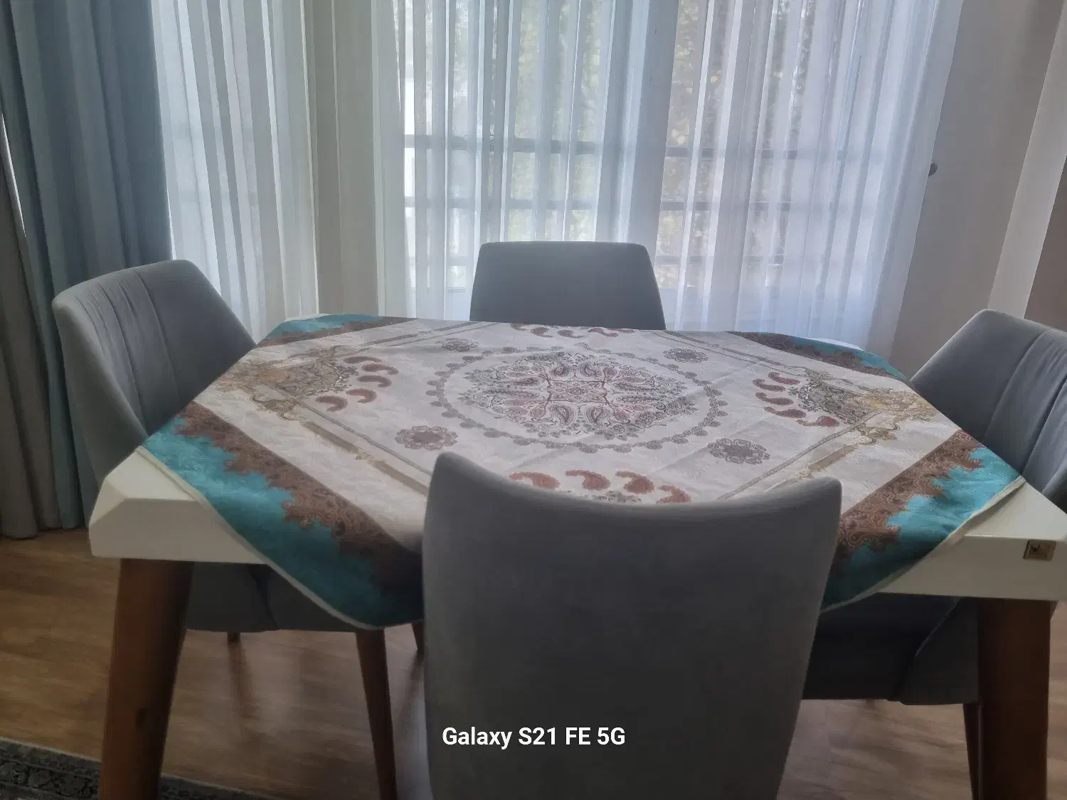 میز نهار خوری چهار نفره در حد نو|میز و صندلی غذاخوری|رشت, دیلمان|دیوار