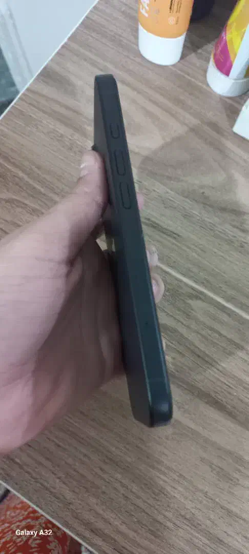 ایفون ۱۶ نرمال  ریجستر شده ۱۲۸ گیگ مشکی|موبایل|اهواز, زیتون کارمندی|دیوار