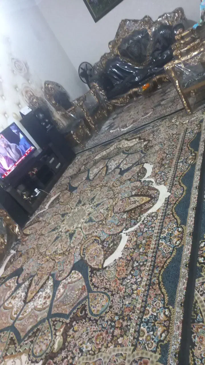 فرش دست باف گونه مشهد|فرش|مشهد, شهید معقول|دیوار