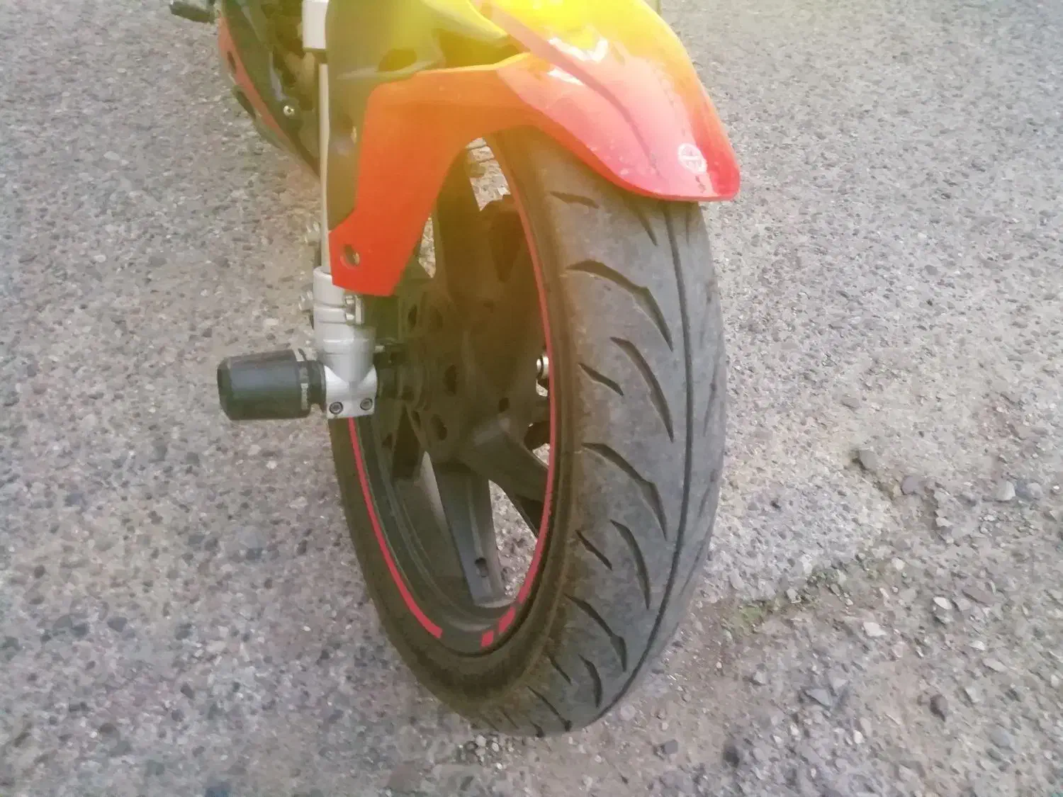 بنلی 180s زیبا و خوش رنگ|موتورسیکلت|قرق, |دیوار