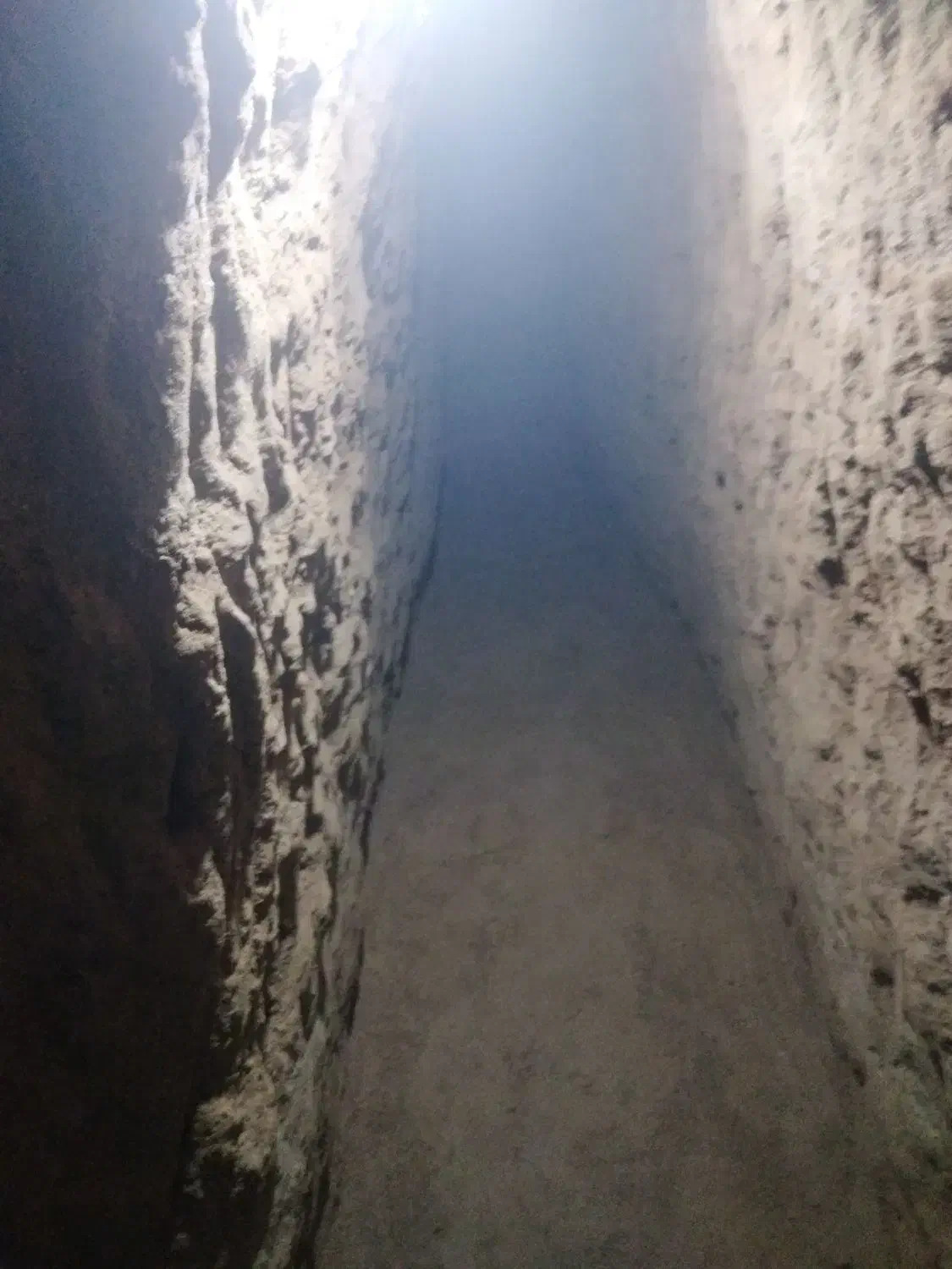 چاه کن.|خدمات پیشه و مهارت|یزد, |دیوار