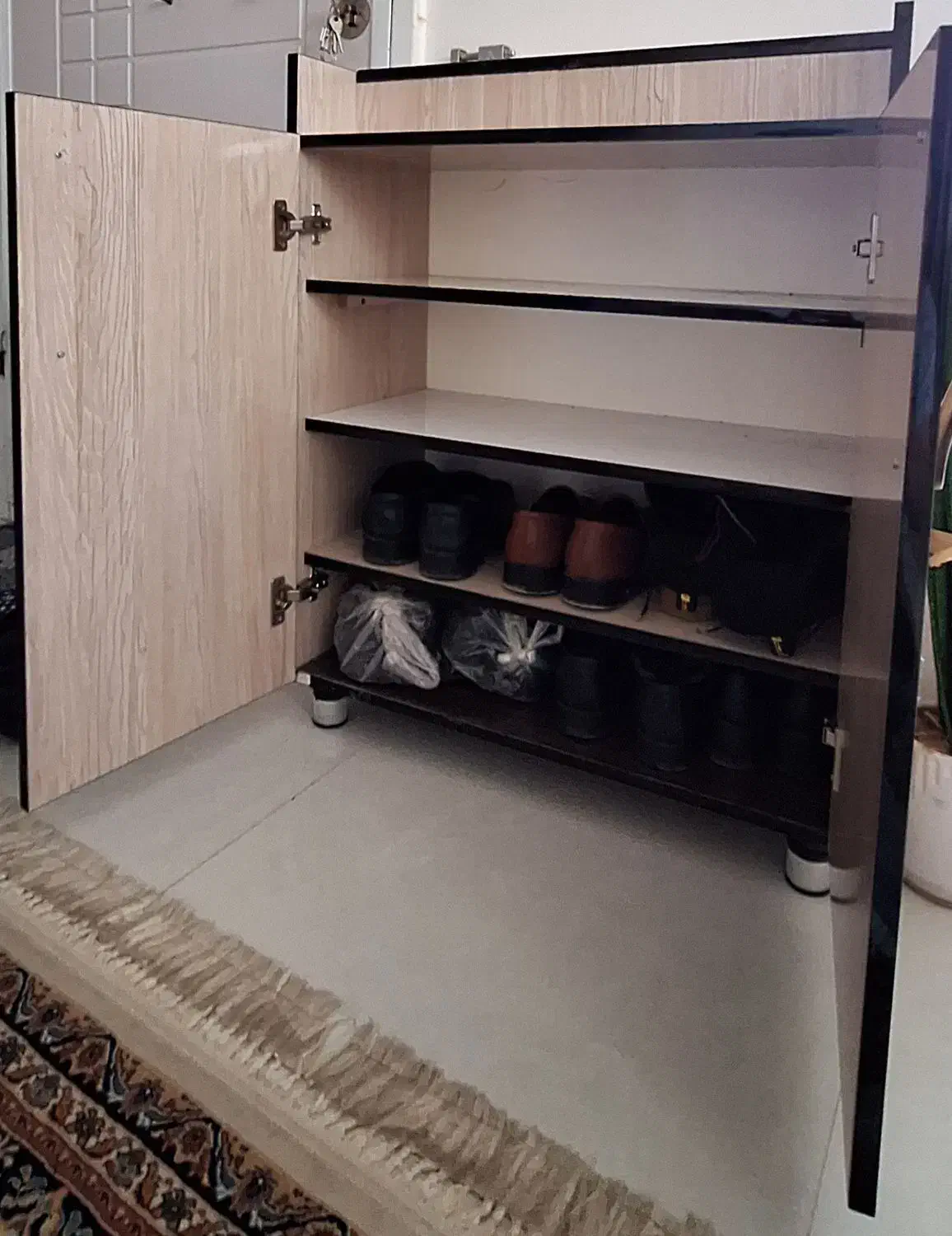 جاکفشی|جاکفشی، کمد، دراور|ایذه, |دیوار