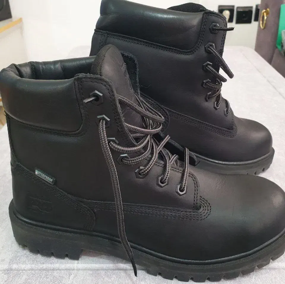 پوتین تیمبرلند سایز 40|کیف، کفش، کمربند|گنبد کاووس, |دیوار