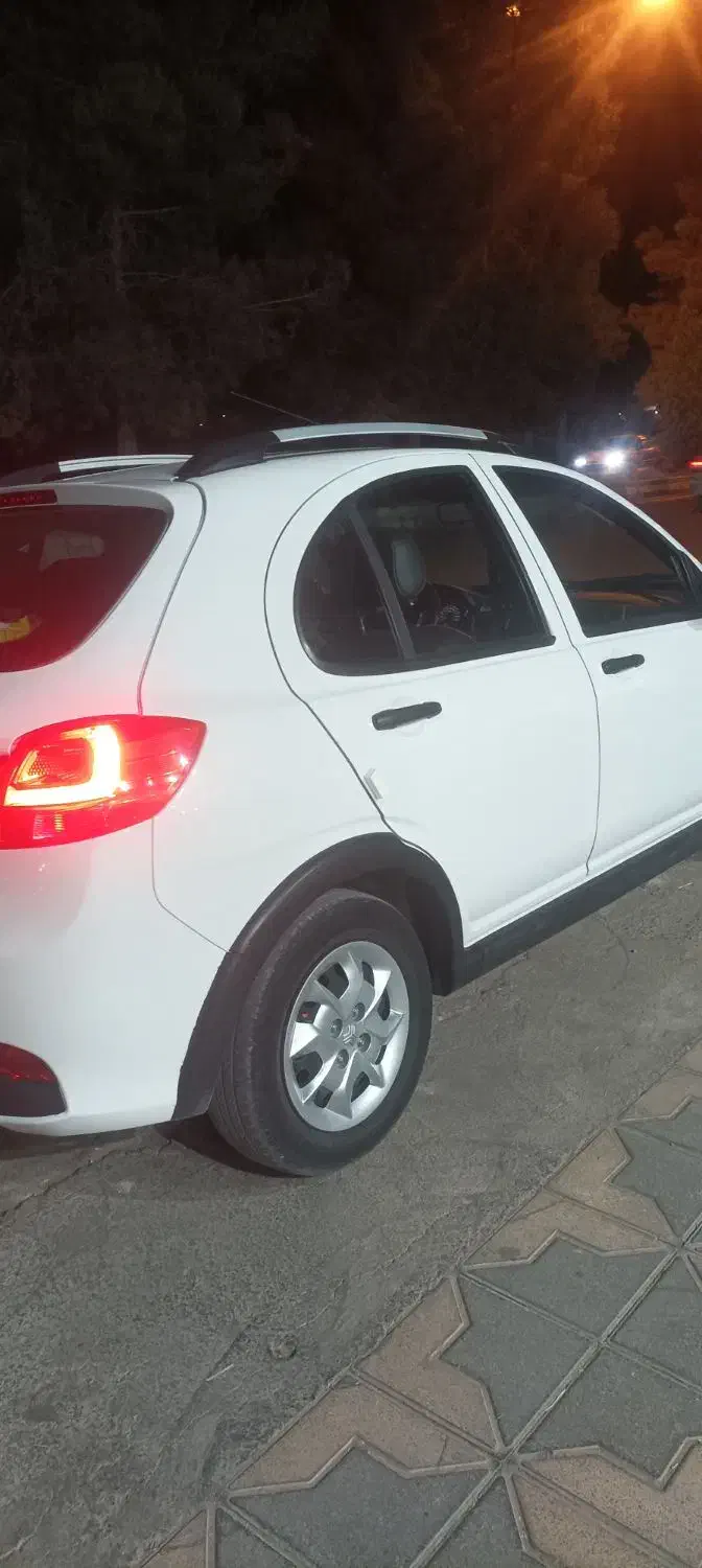 کوییک ۱۴۰۱  r بیرنگ پول لازم|خودرو سواری و وانت|یزد, |دیوار