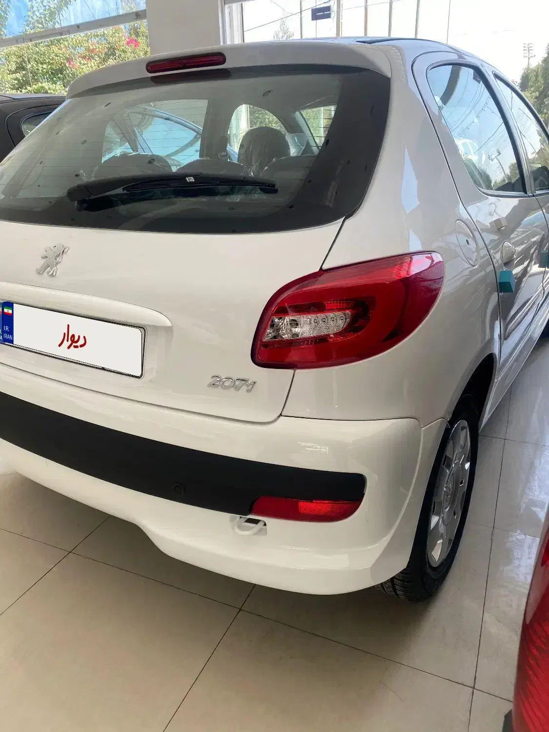 پژو ۲۰۷|خودرو سواری و وانت|قم, میدان نو|دیوار