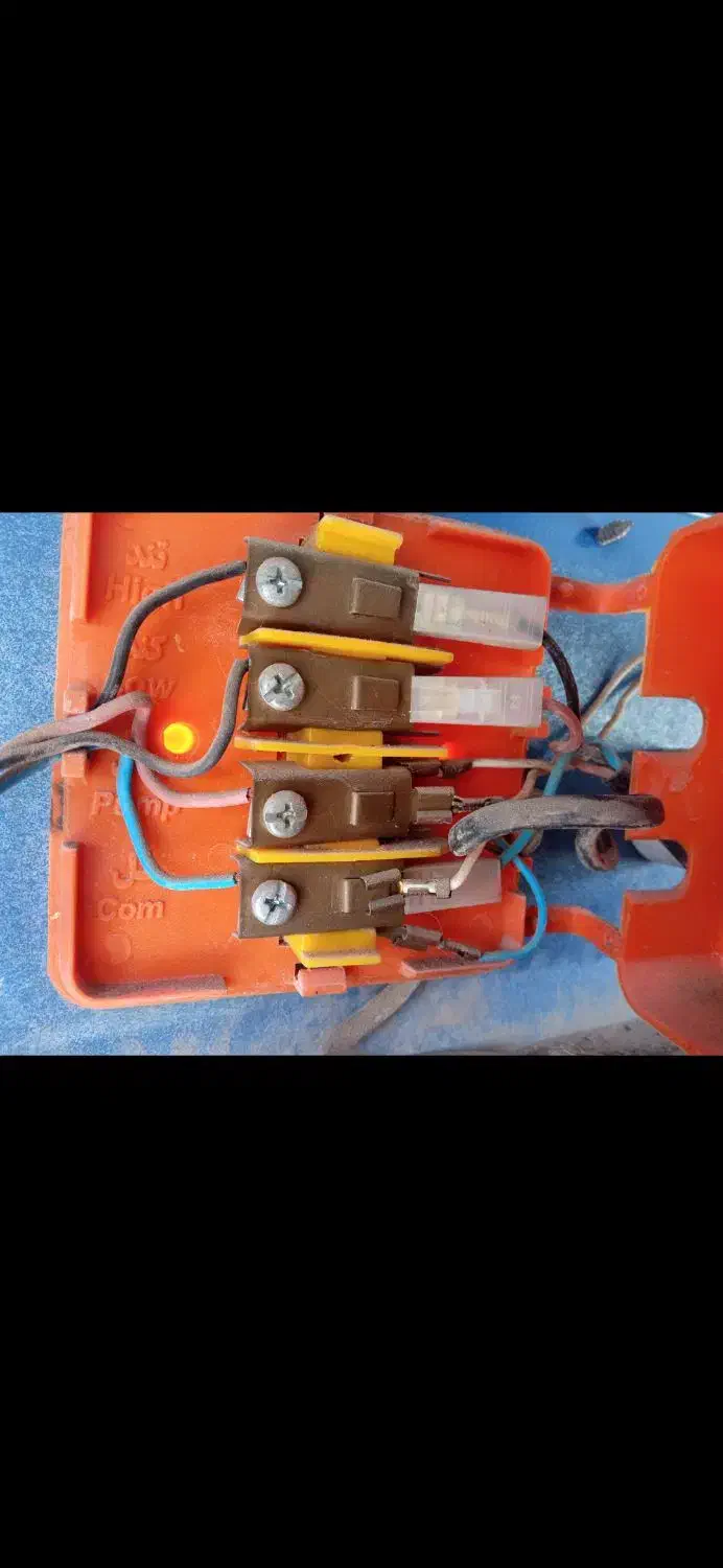 برقکار ساختمان ،صنعتی و تعویض شیرآلات آب|خدمات پیشه و مهارت|شاهینشهر, فدک|دیوار