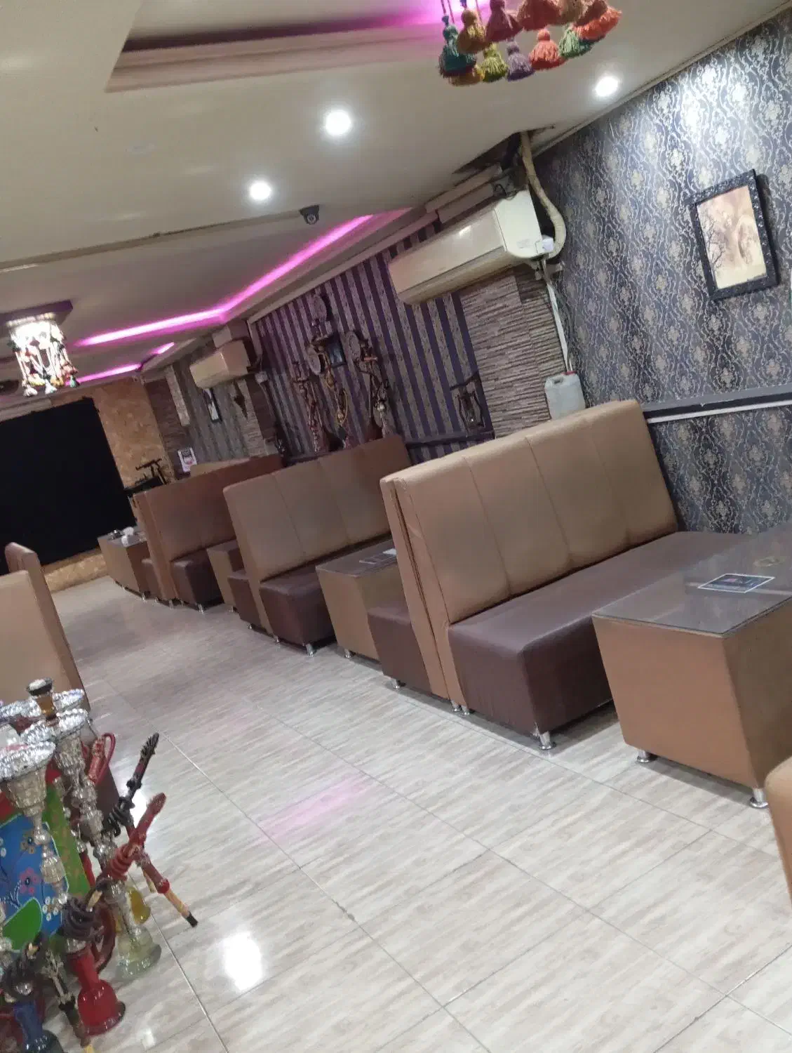 مبل وصندلی سفره خانه وقهوه خانه وکافه|کافی‌شاپ و رستوران|ری, جوانمرد قصاب|دیوار