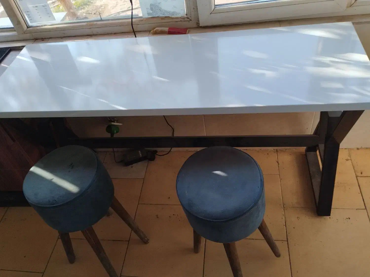 میز|میز تحریر و کامپیوتر|قم, پردیسان|دیوار