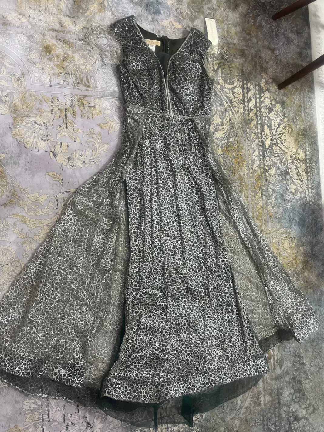 لباس مجلسی|لباس|لاهیجان, کوی خزر|دیوار