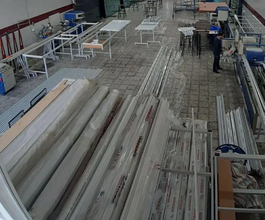 تولید و نصب پنجره های دو جداره UPVC و کرکره برقی|خدمات پیشه و مهارت|مراغه, |دیوار