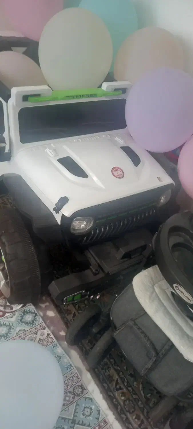 ماشین شارژی ۴ موتوره نو نو|اسباب‌بازی بچه|محمدیه-قزوین, |دیوار