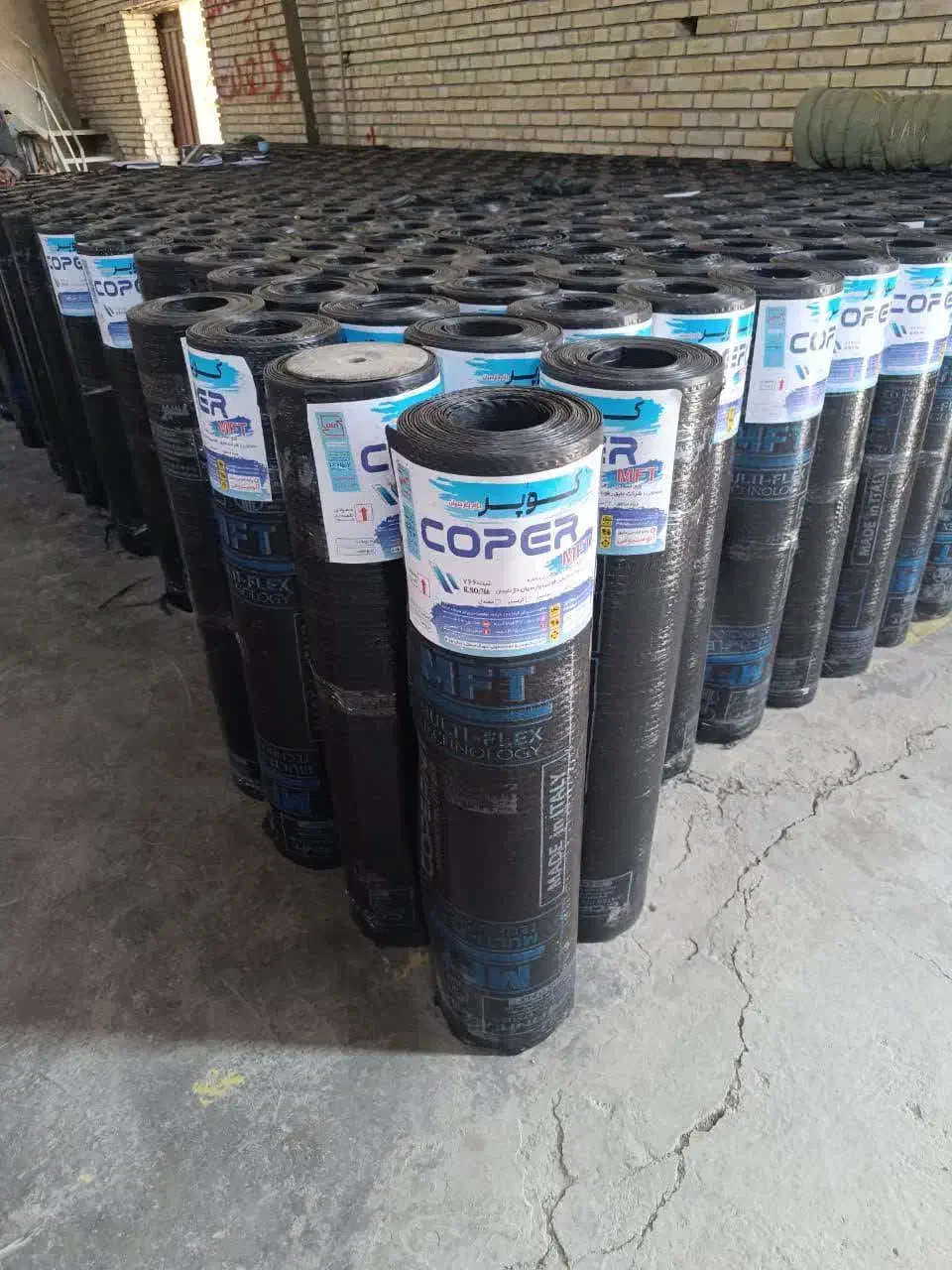 نصب و تعمیرات جزئی و کلی ایزوگام و بازدید رایگان|خدمات پیشه و مهارت|شیراز, باهنر|دیوار