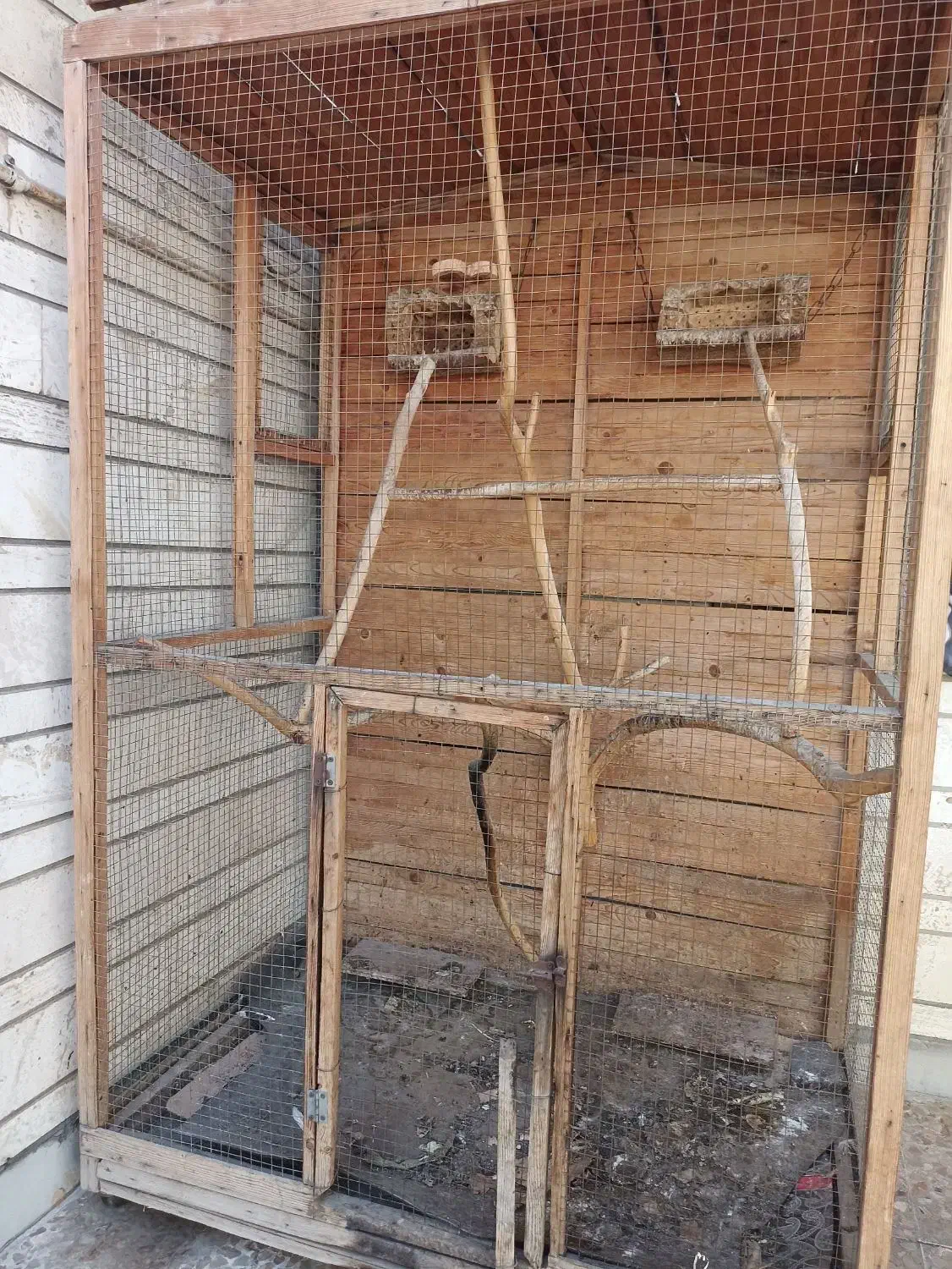 قفس پرنده چوبی مناسب تربیت پرنده|لوازم جانبی حیوانات|اهواز, شریعتی جنوبی|دیوار