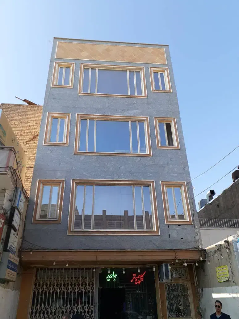 آپارتمان و مغازه اداری تجاری ( نزدیک میدان سعیدی )|فروش دفتر کار، اتاق اداری، مطب|قم, باغ شازده|دیوار