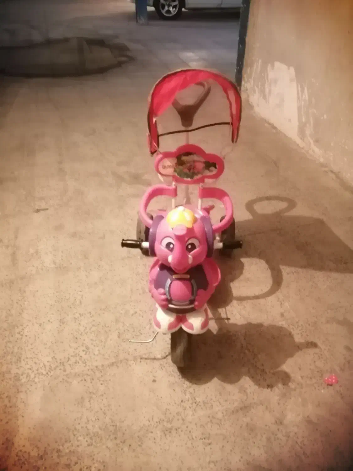 سه چرخه|دوچرخه، اسکیت، اسکوتر|هشتگرد, فاز ۷ مهستان|دیوار