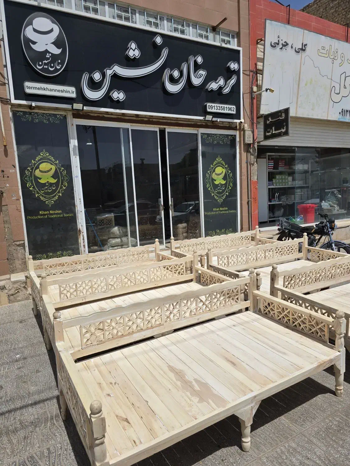 تخت سنتی سایز ۲در۱|مبلمان خانگی و میز عسلی|یزد, |دیوار