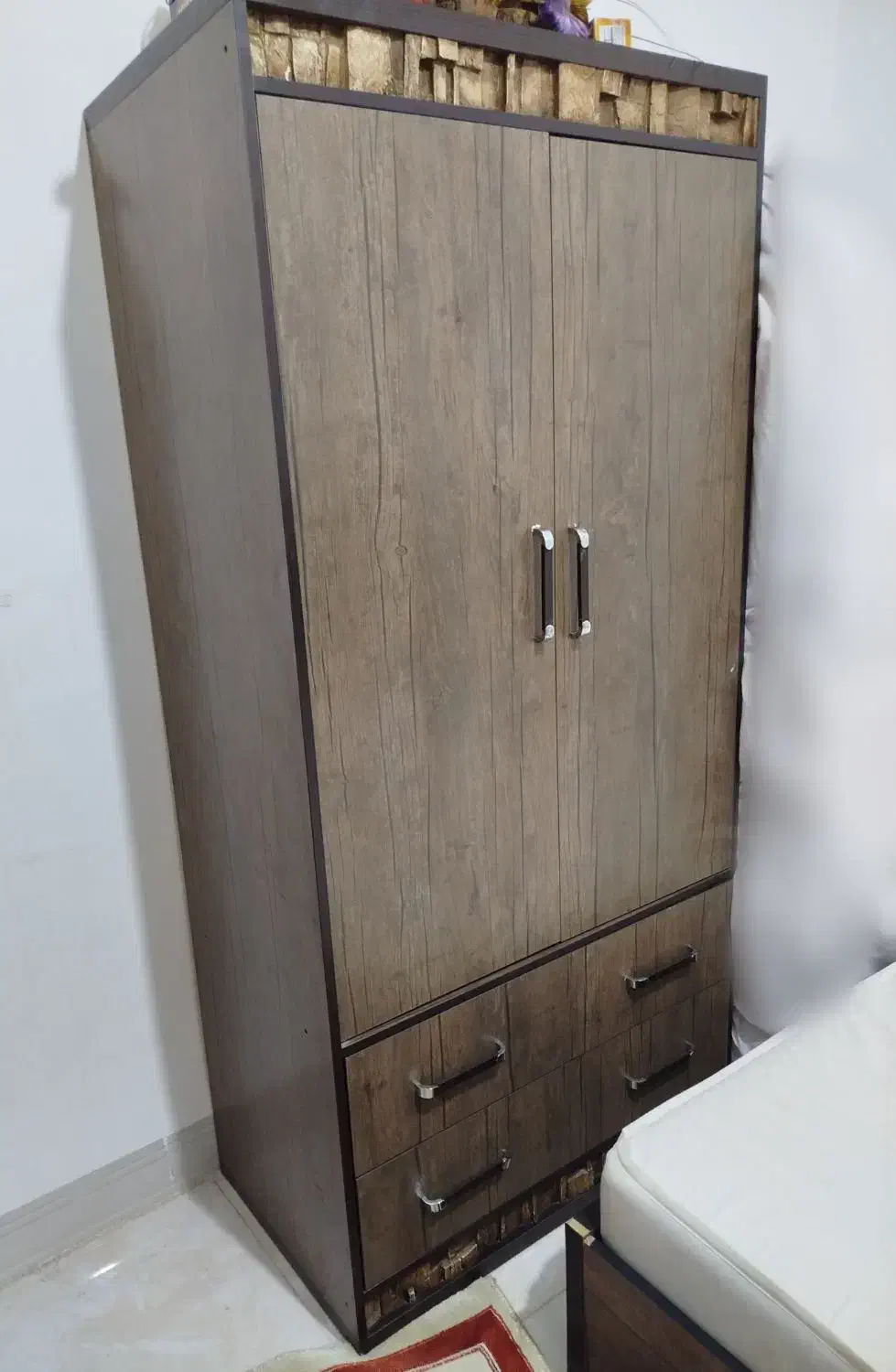 سرویس خواب|تخت و سرویس خواب|نجفآباد, یزدانشهر|دیوار