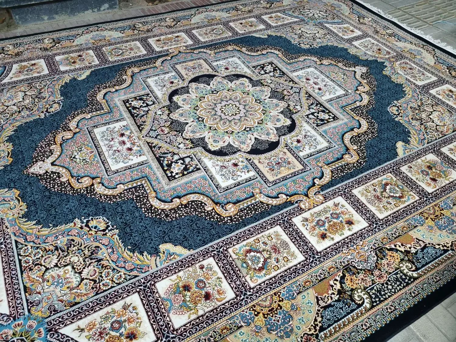 ۴تخته فرش ۱۲متری۷۰۰شانه تراکم ۲۵۵۰تمام نخ درحدنو|فرش|اصفهان, مارچین|دیوار